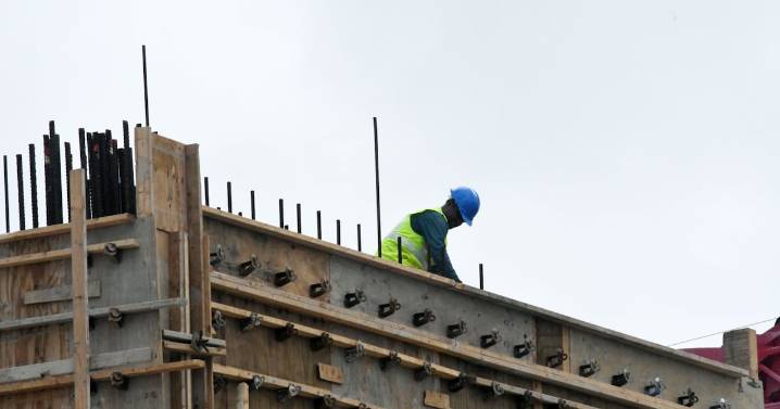 Rechazo a sancionar plantas de concreto por permisos de construcción