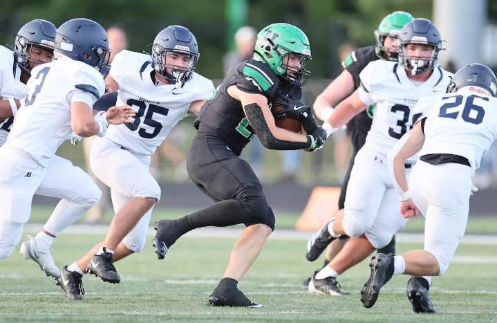 Highland’s ‘once-in-a-lifetime’ RB has powered the Hornets to the Division II regional semifinals