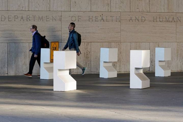 US health agency proposes new CDC programs, including increased hepatitis B screening for pregnant women, Bloomberg News reports