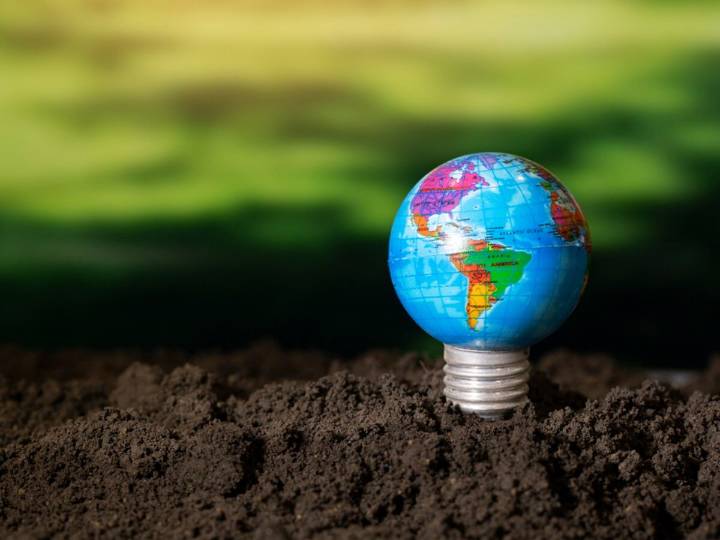 Latinoamérica avanza hacia una nueva era energética: inversiones récord impulsan transición verde en 2025