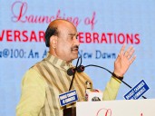 World drawn to invest in India owing to its strong democratic fou