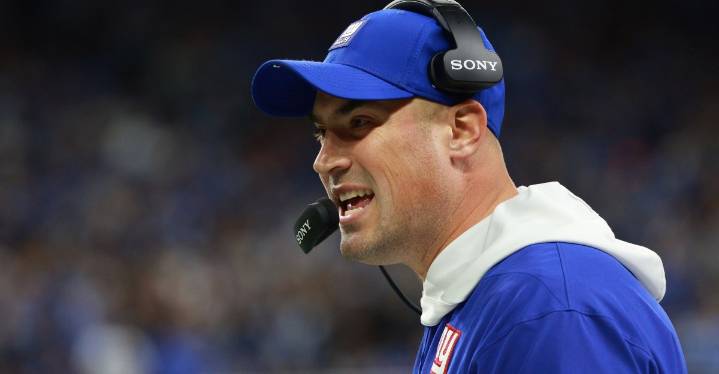 Was NY Giants coach Mike Kafka right to go for a touchdown on 4th down?