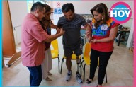 Gobierno de Quintana Roo entrega prótesis a ciudadanos de Othón P. Blanco
