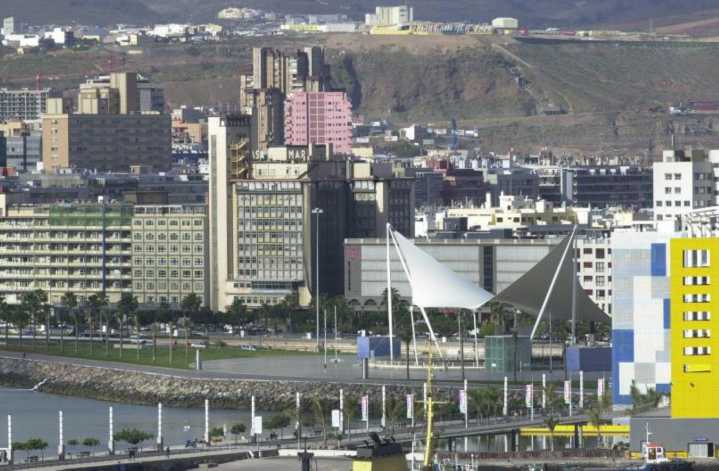 Canarias cree que el Estado «trampea» con los menores al no derivarlos