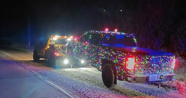 Holiday-themed pickup clocked at 160 km/h in Norfolk County, OPP says