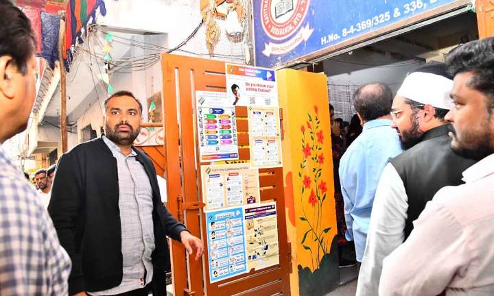 Voter turnout reaches 9.2 percent by 9 am in Jubilee Hills bypoll