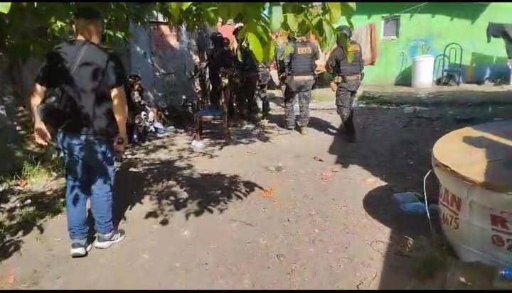 Buscan a los autores del robo a una vivienda del barrio San Carlos