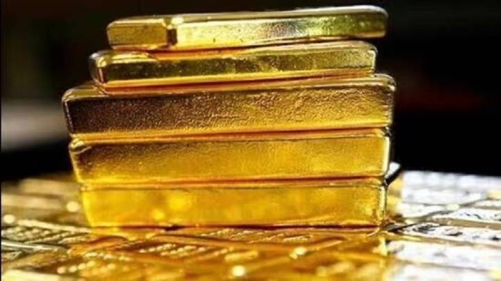 Drugs, Gold & Diamonds Worth ₹53 Crore Seized at Mumbai Airport