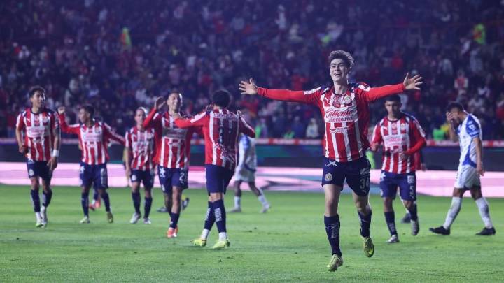 Hormiga González llega a 11 goles en el Apertura 2025 y le da el triunfo a Chivas sobre Pachuca