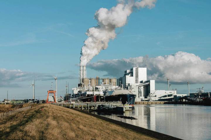 Letter: LNG aspirations not ideal for clean energy goals