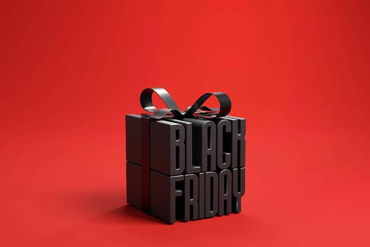Black Friday 2025 en Amazon: las mejores ofertas del fin de semana con la baliza de emergencias V16 por 37 euros, descuentos en Under Armour, unos auriculares inalámbricos con traducción en tiempo rea