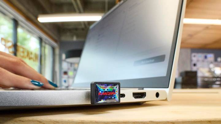 This Itty-Bitty Flash Drive Offers 1TB That Can Stay Plugged In