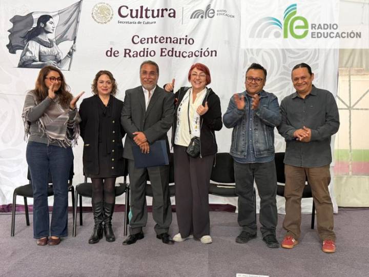 “La tecnología evoluciona, pero la pasión por comunicar permanece”: 101 años de Radio Educación