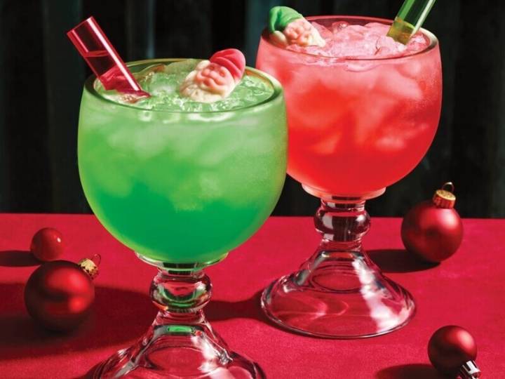 Sip Into the Holidays With Applebee’s $6 Sleigh Bell Sips