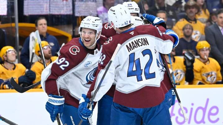 Blackwood makes 35 saves as Avalanche shut out Predators 3