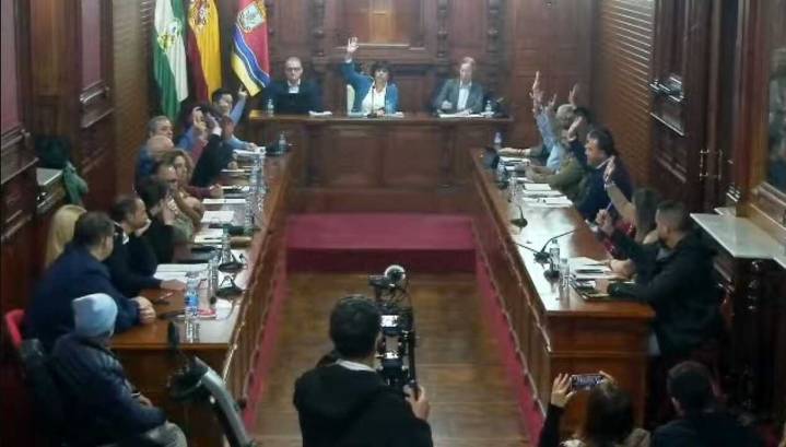 El PSOE escenifica su eterno desencuentro con sus antiguos socios de IU