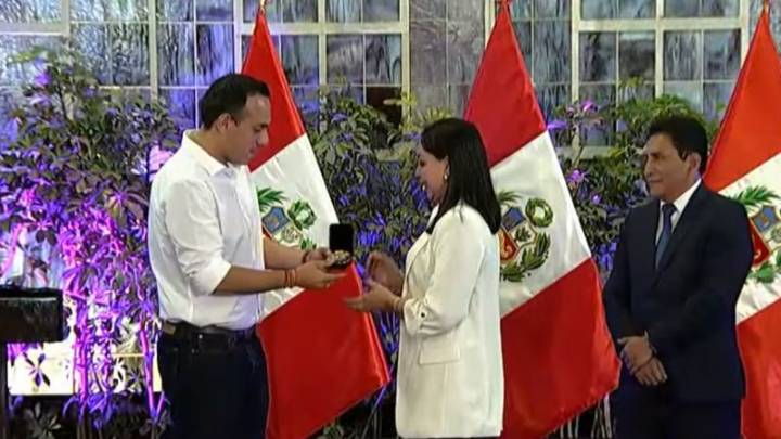 Presidente José Jerí encabeza premiación del Concurso Nacional del Pisco 2025