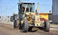 Municipio repasó y nivelo la calle Cacique Nahuelquir