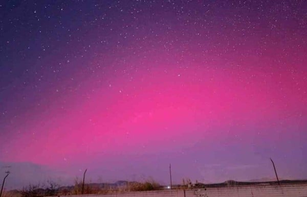 Impresionan auroras boreales en el cielo de Chihuahua