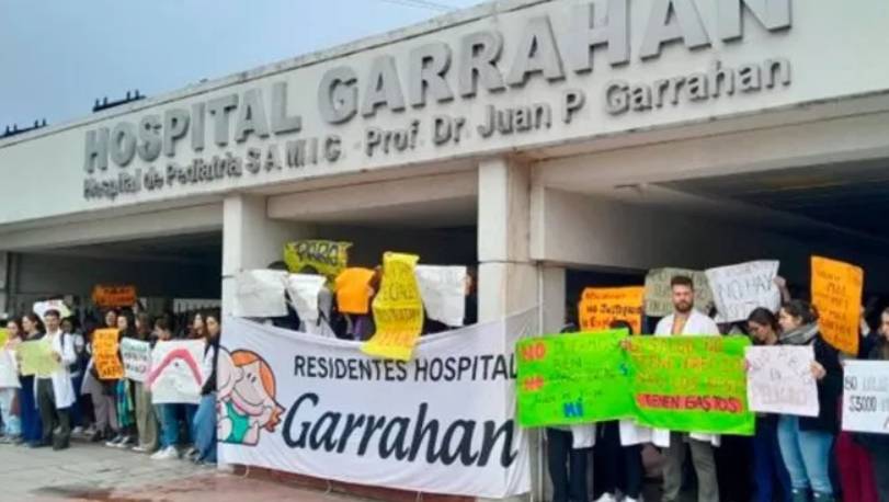 El interventor del Garrahan sancionó a la secretaria gremial y otros trabajadores por las protestas salariales