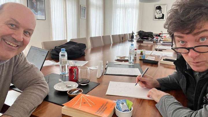 Sturzenegger y esa manía de atacar al trabajador