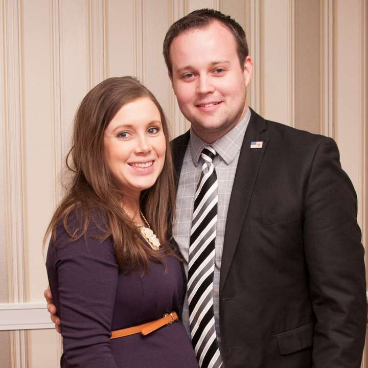 Anna Duggar, Josh Duggar Wife, Blonde Hair Look Photo