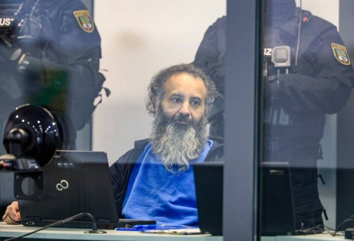 Murder trial in German Christmas market car