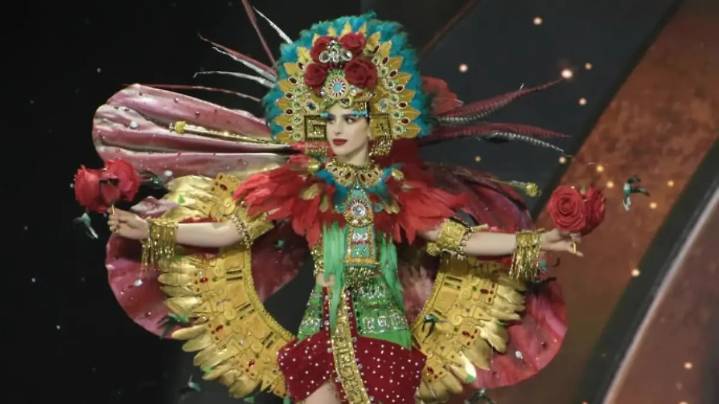 Diosa mexicana: Fátima Bosch brilla con traje típico en el desfile de Miss Universo 2025
