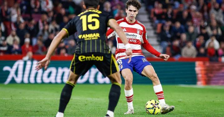 Alemañ se muestra “muy contento” por “ayudar” al Granada con goles