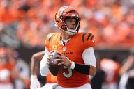 Bengals' Joe Burrow questionable to play vs. Patriots, coach Zac Taylor says