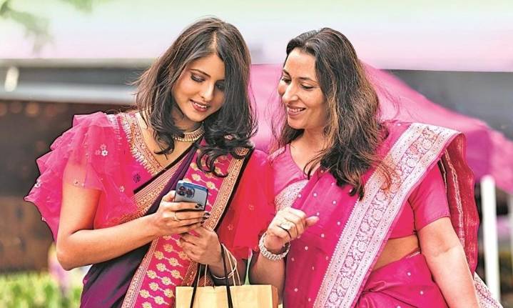 Mute: The New Namaste in Family WhatsApp Groups