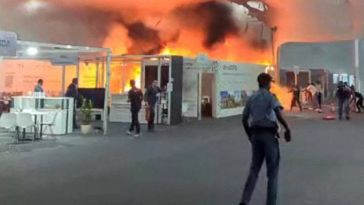 Incendio causa desalojo de la cumbre del COP30