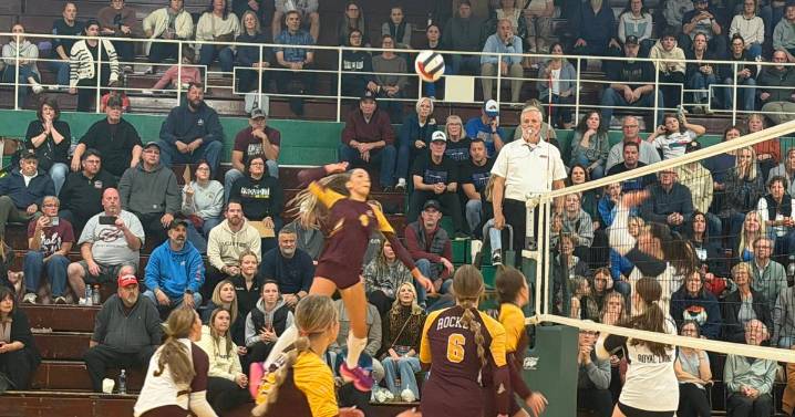 Richmond-Burton unable to complete comeback against Rockford Christian, fall in IHSA Class 2A sectional final – Shaw Local