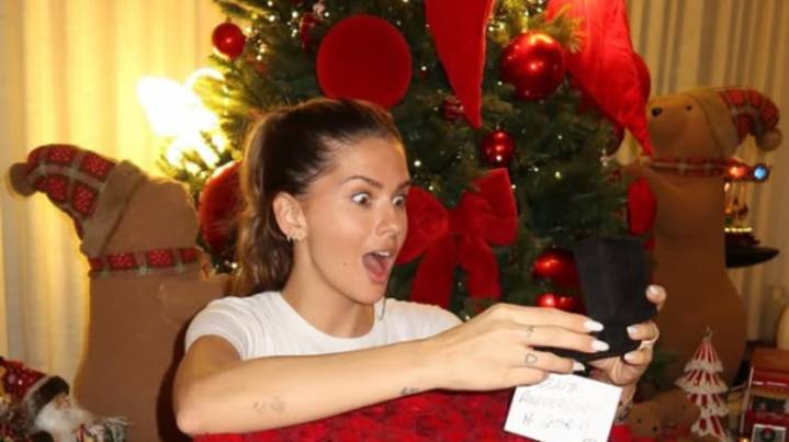 La China Suárez mostró el anillo que le regaló Mauro Icardi por su aniversario