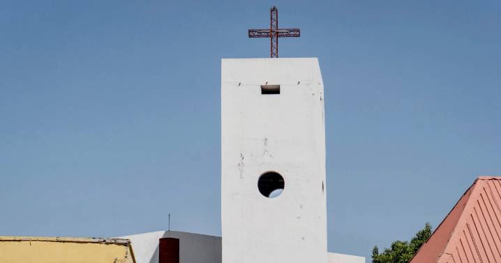 Gunmen abduct more than 200 schoolchildren and 12 teachers in attack on Nigerian Catholic school