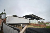 Cortocircuito en el playón, la principal hipótesis del incendio en el frigorífico San Isidro de Garupá