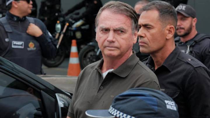 Brazil's Ex-President Jair Bolsonaro Moved To Prison Days Before His 27