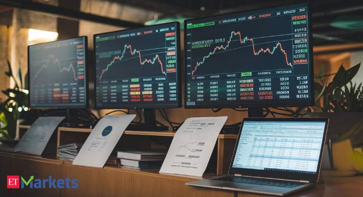 Negative Breakout: These 12 stocks cross below their 200 DMAs