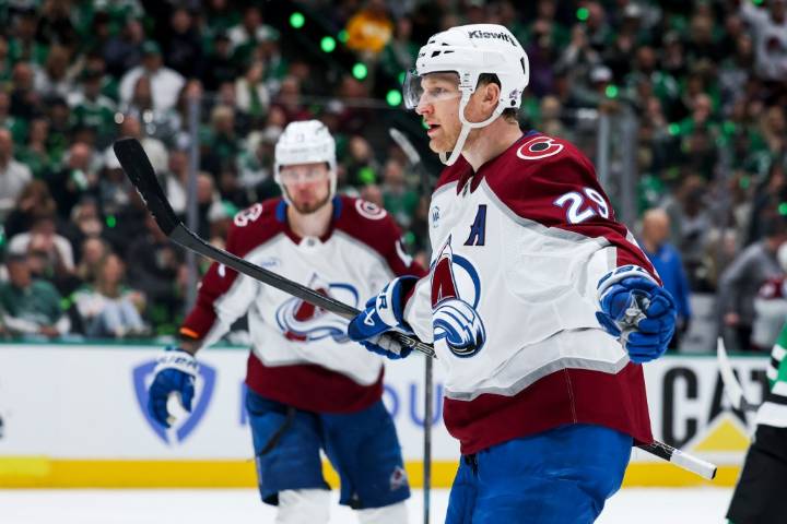 Avalanche power play, Nathan MacKinnon going against NHL history