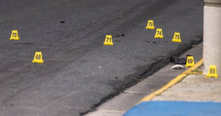 Sicarios siembran el terror tras ataque a tiros en residencial en Guayama