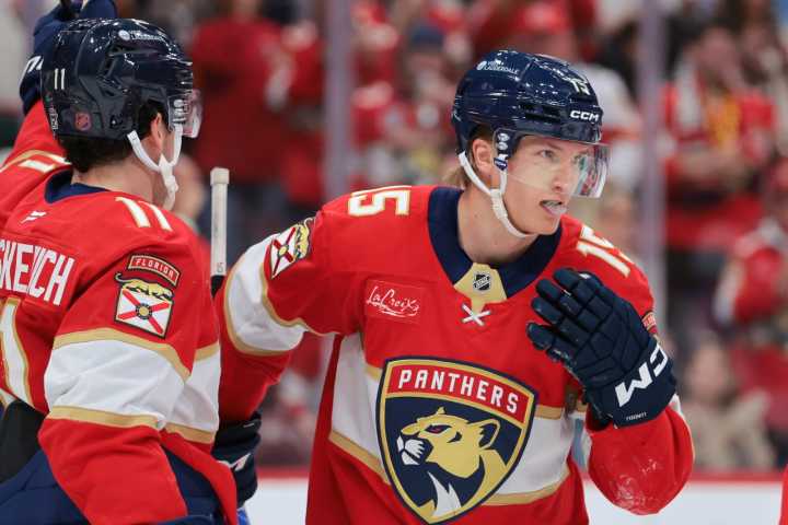 Jack Roslovic scores twice, Oilers get back on track vs. Panthers - The Rink Live | Coverage of youth, junior, high school and college hockey