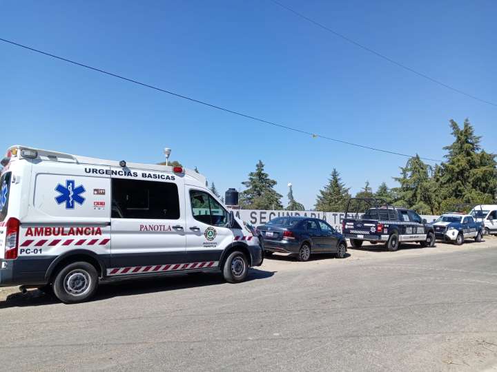 Hallan restos humanos dentro de secundaria técnica, en Panotla