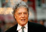 Tom Stoppard, sparkling playwright who won an Oscar for 'Shakespeare In Love,' dies at 88