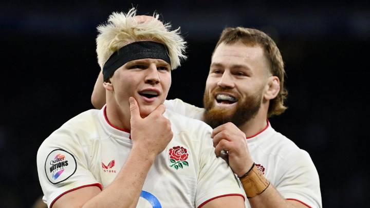 Pollock sparks England flurry as aerial plan pays off against Australia