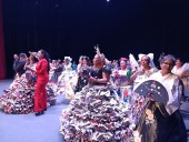 Abuelitas de los Club del Abuelo del Municipio desfilan en el Concurso de Reciclaje 2025