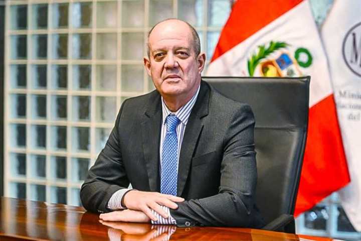 Perú nombra embajador en Bolivia y reactiva la diplomacia bilateral