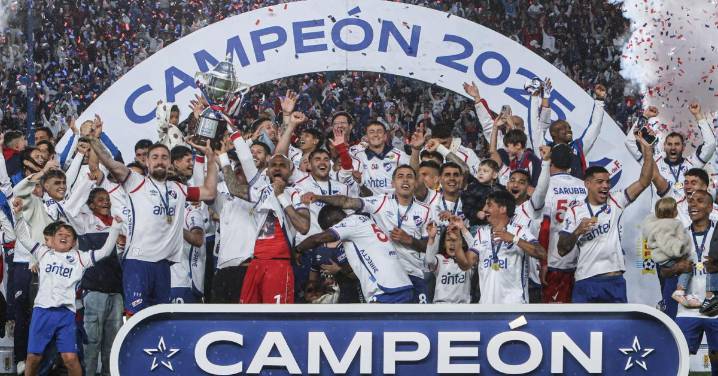 Vence Nacional a Peñarol y se consagra campeón uruguayo con gol de Ebere en el alargue