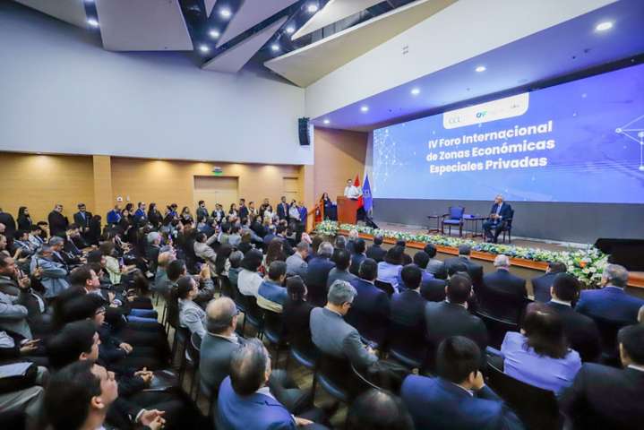 Presidente José Jerí participa en Foro Internacional de Zonas Económicas Especiales Privadas