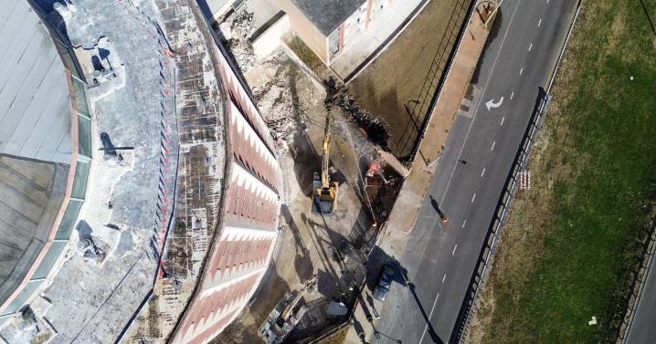 Demolition starts on downtown St. Louis' Millennium Hotel