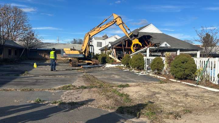 West Haven’s ‘eyesore motel’ to be developed into luxury housing